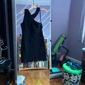 Freakin’ love this dress. Past my prime and needs a good new home